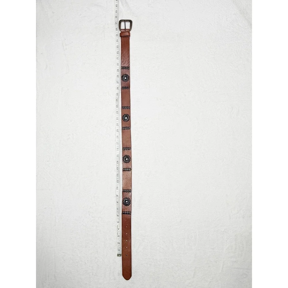 Leather Flower Stitched Brown Belt Women's  Medium Boho Whimsy Fits 34